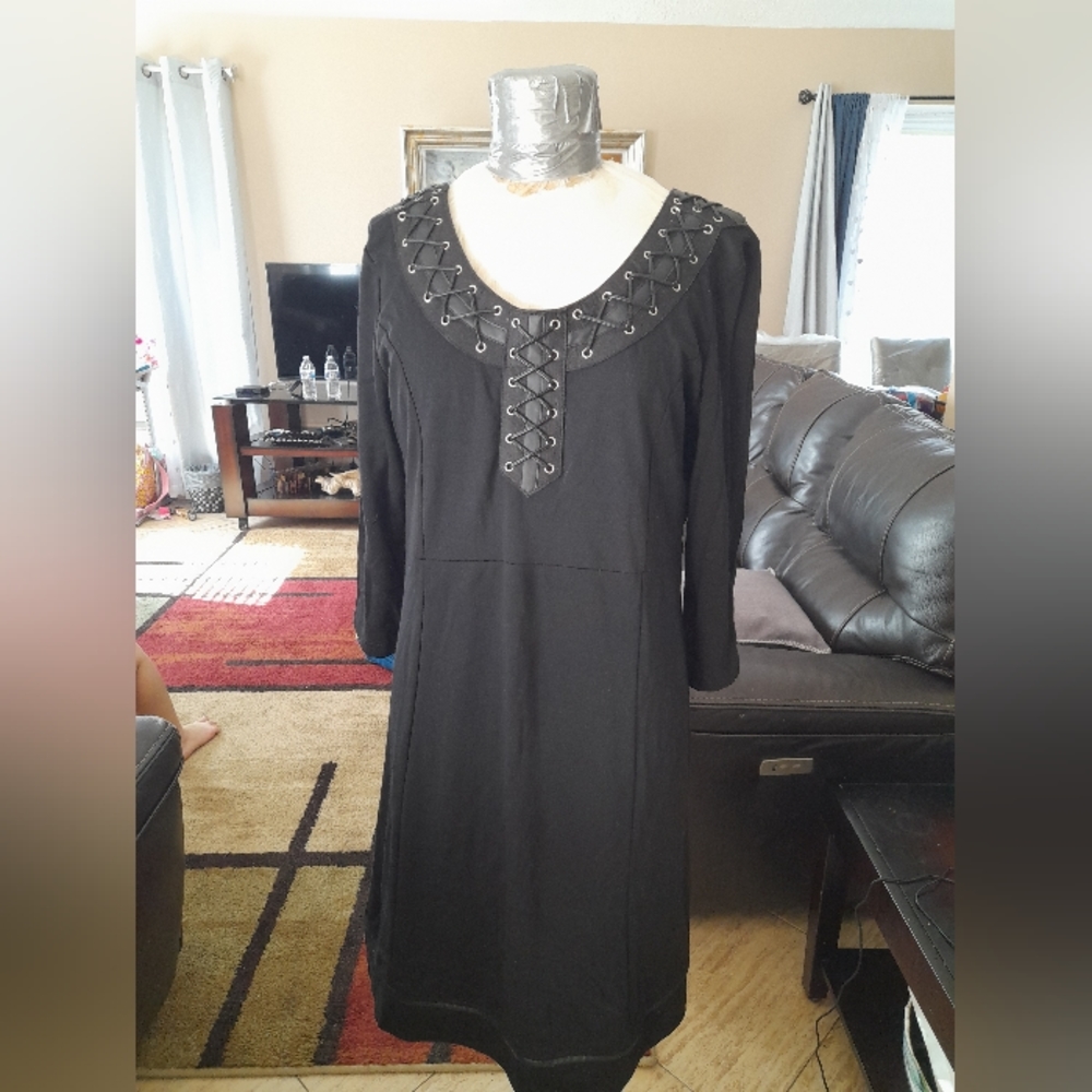 Woman Black dress size xl